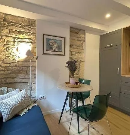 Apartament Bella *